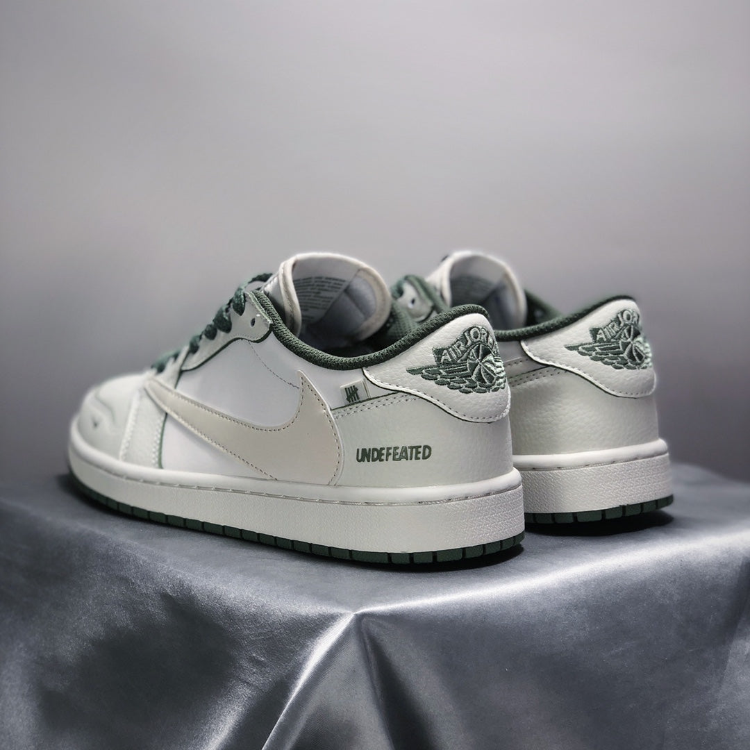 Air Jordan 1 Low X Undefeated X Travis Scott