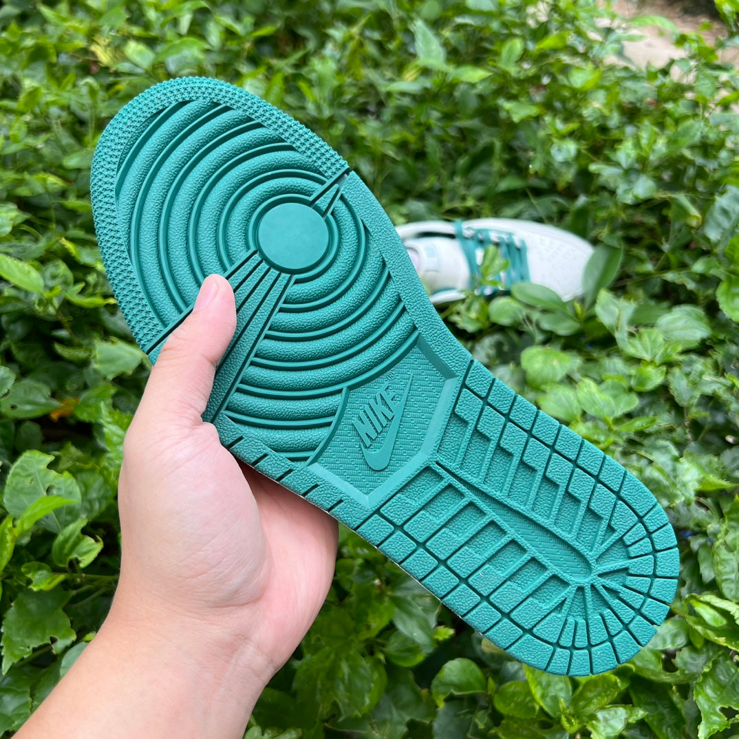 Air Jordan 1 Low X Givenchy Verdes