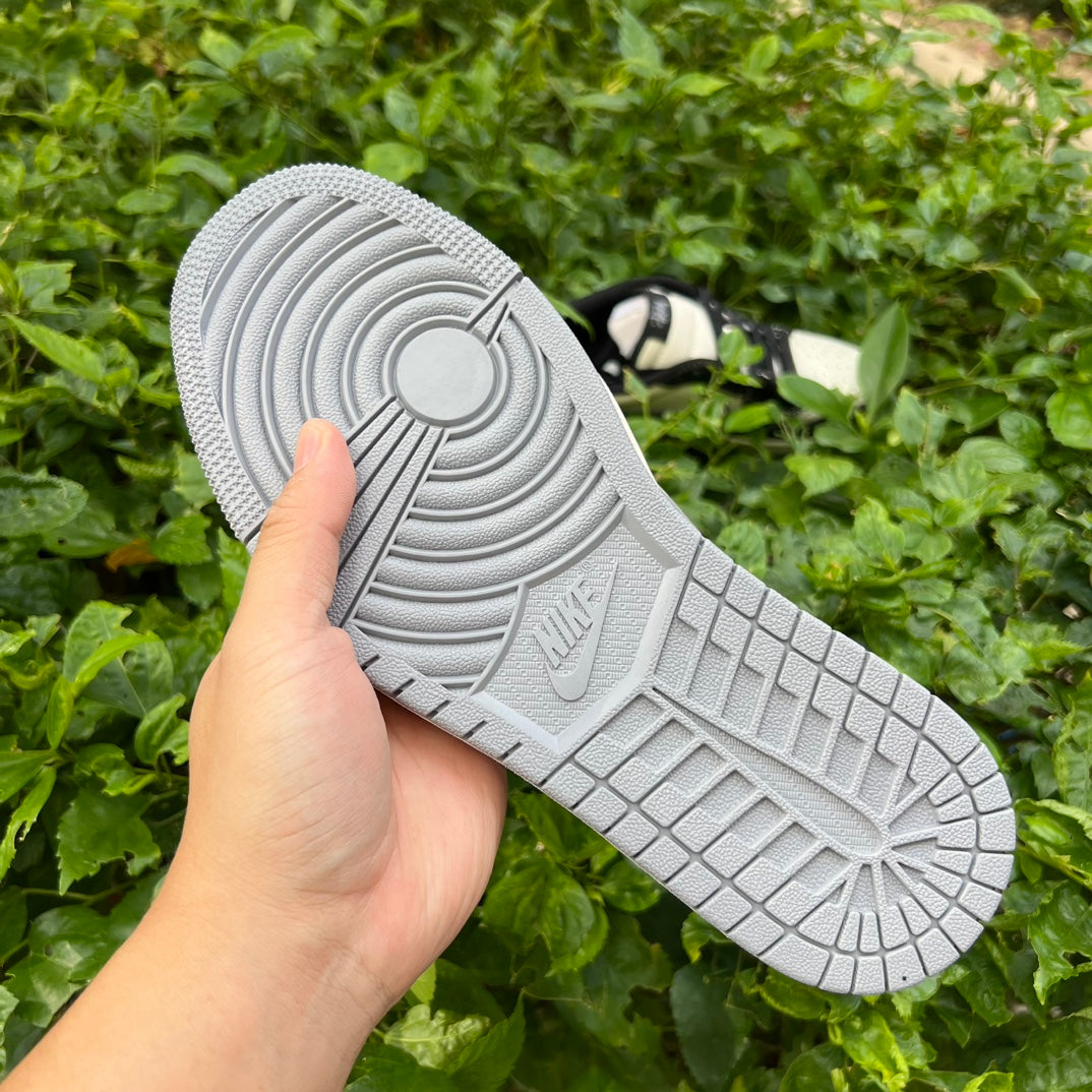 Air Jordan 1 Low Negras
