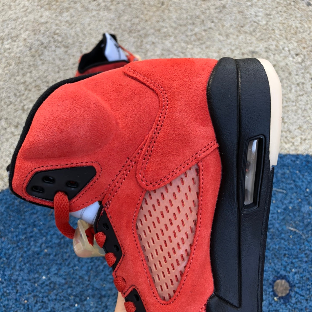 Air Jordan 5 WMNS “Dunk On Mars”