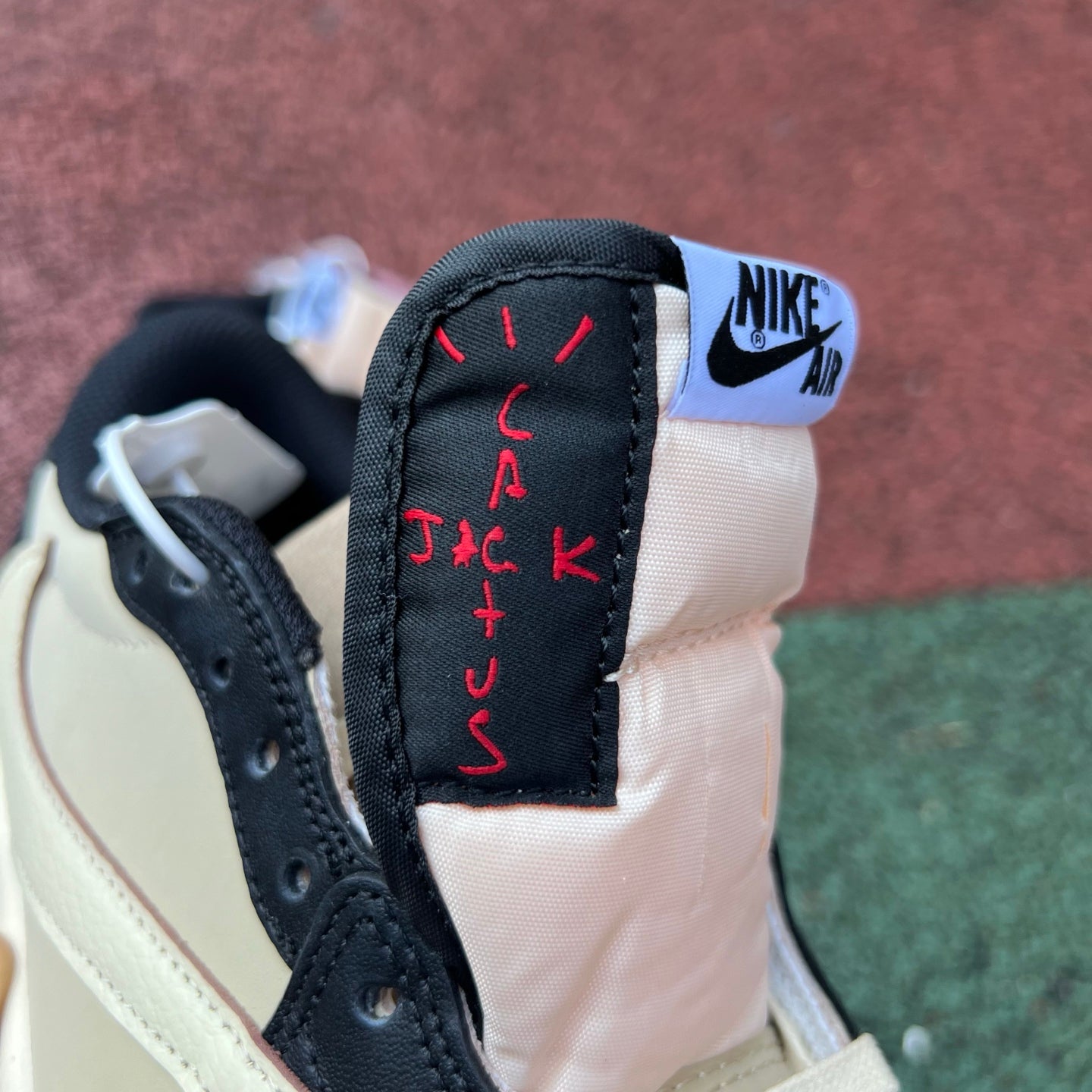 Air Jordan 1 low