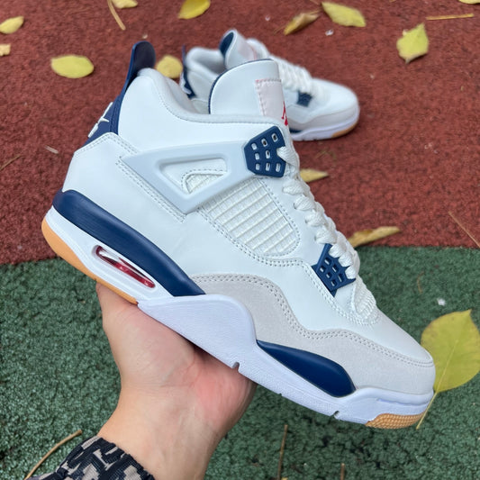 Jordan 4 x Navy