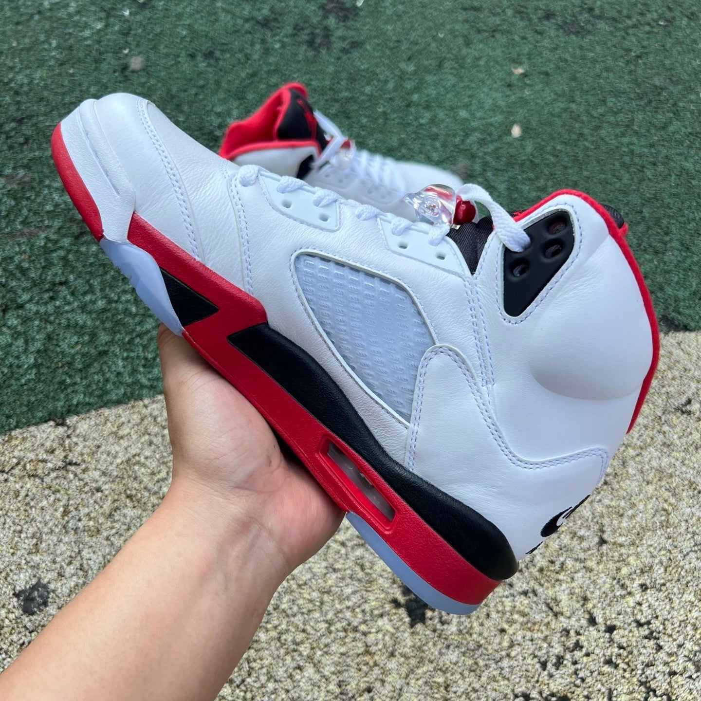 Air Jordan 5 “Fire Red Black Tongue”