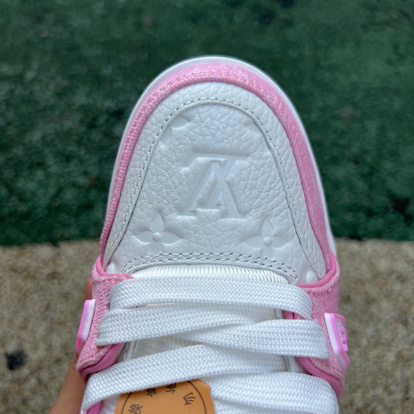 LOUIS VUITTON Trainer Golden Pink