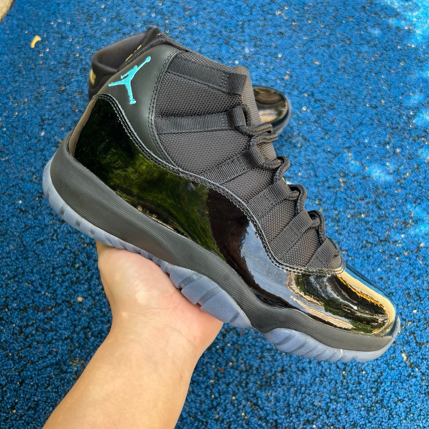 Air Jordan 11 Gamma blue
