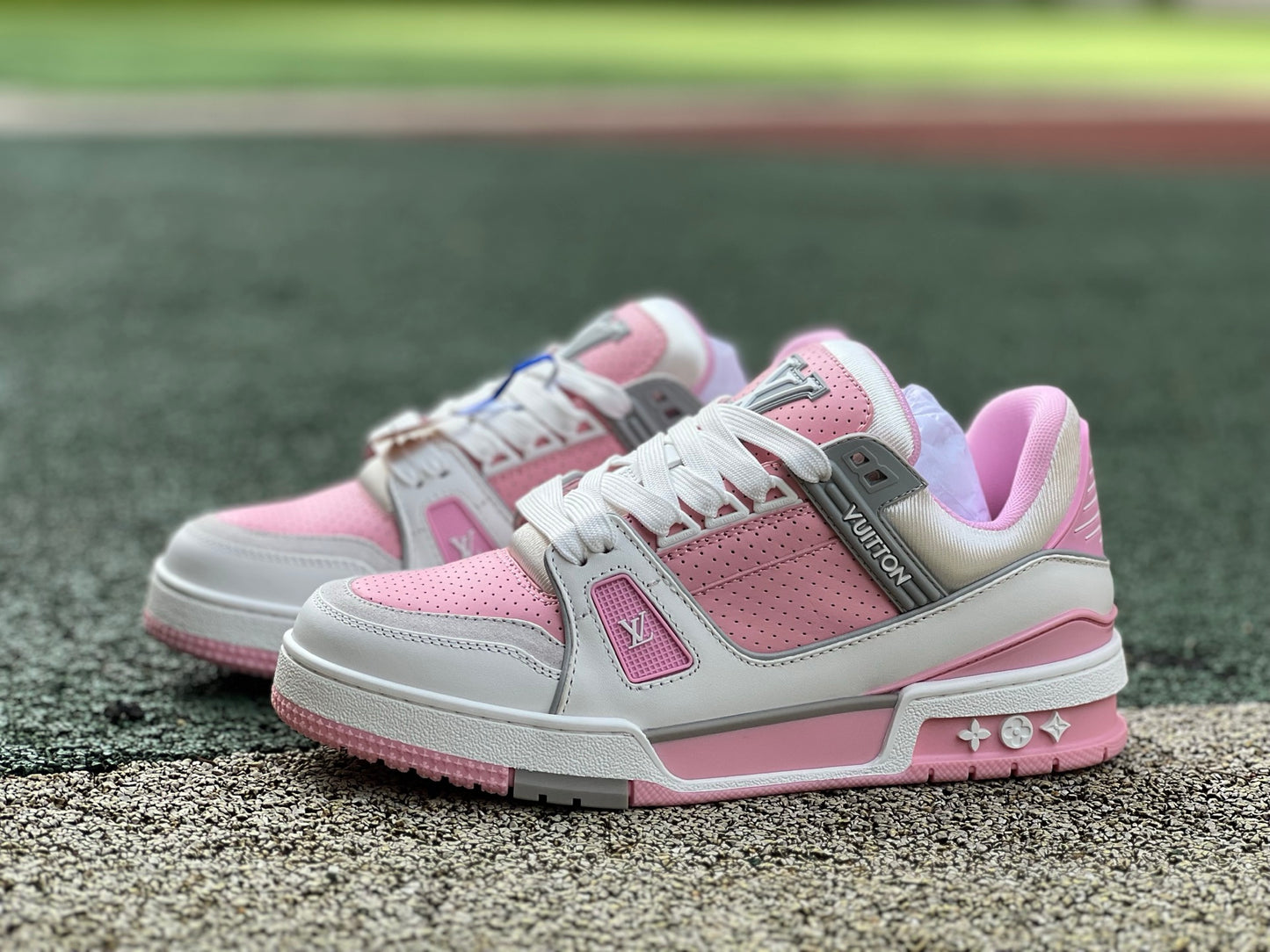 LOUIS VUITTON Trainer Pink Griss