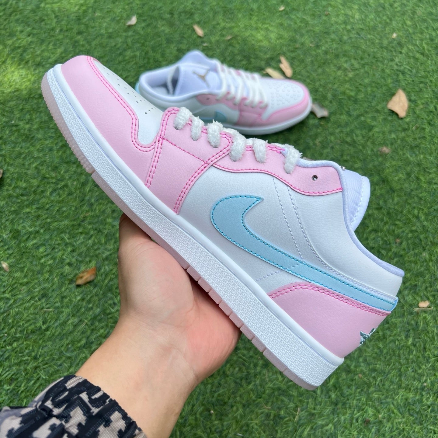Air Jordan 1 Low Peth