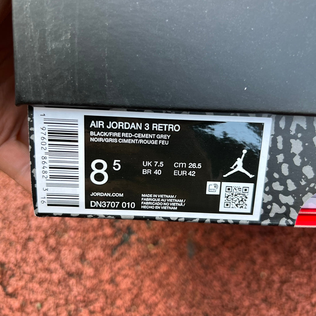 Air Jordan 3 Retro