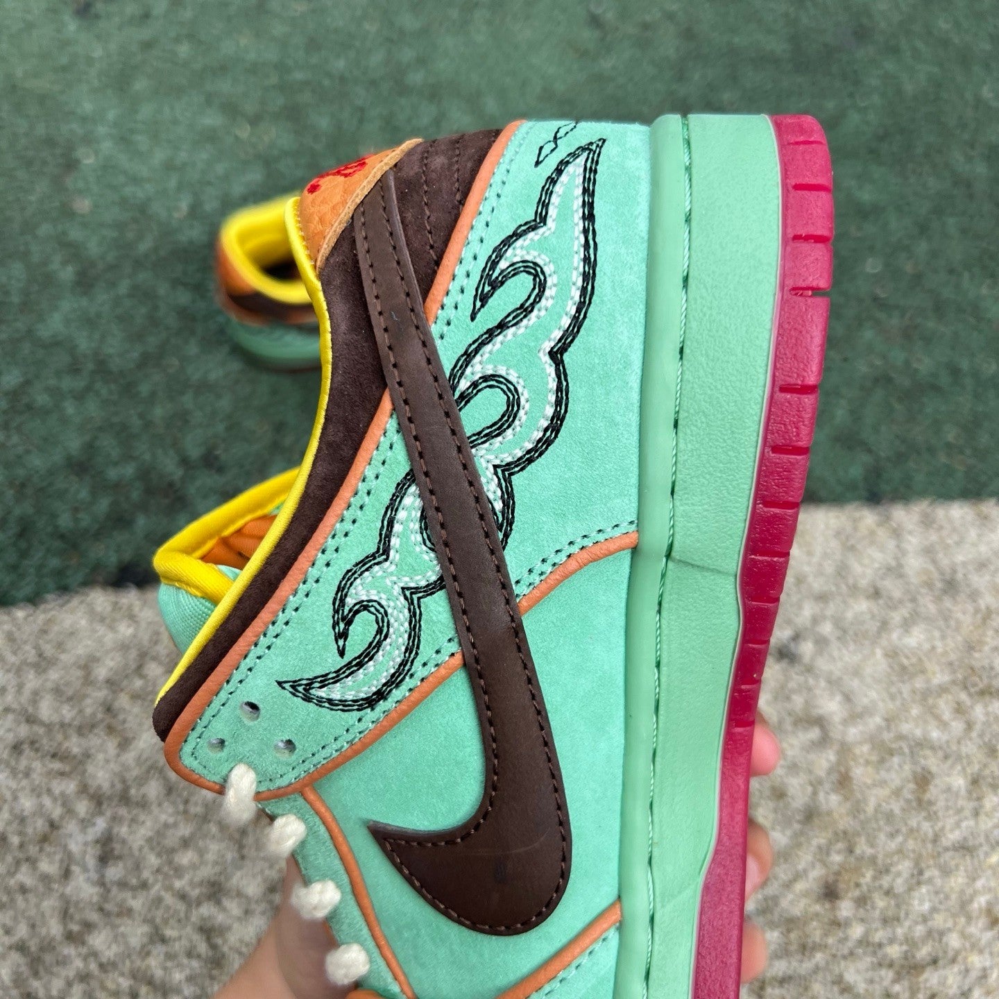 Dunk SB Dunk Low Shenron Baroque/Black Brow