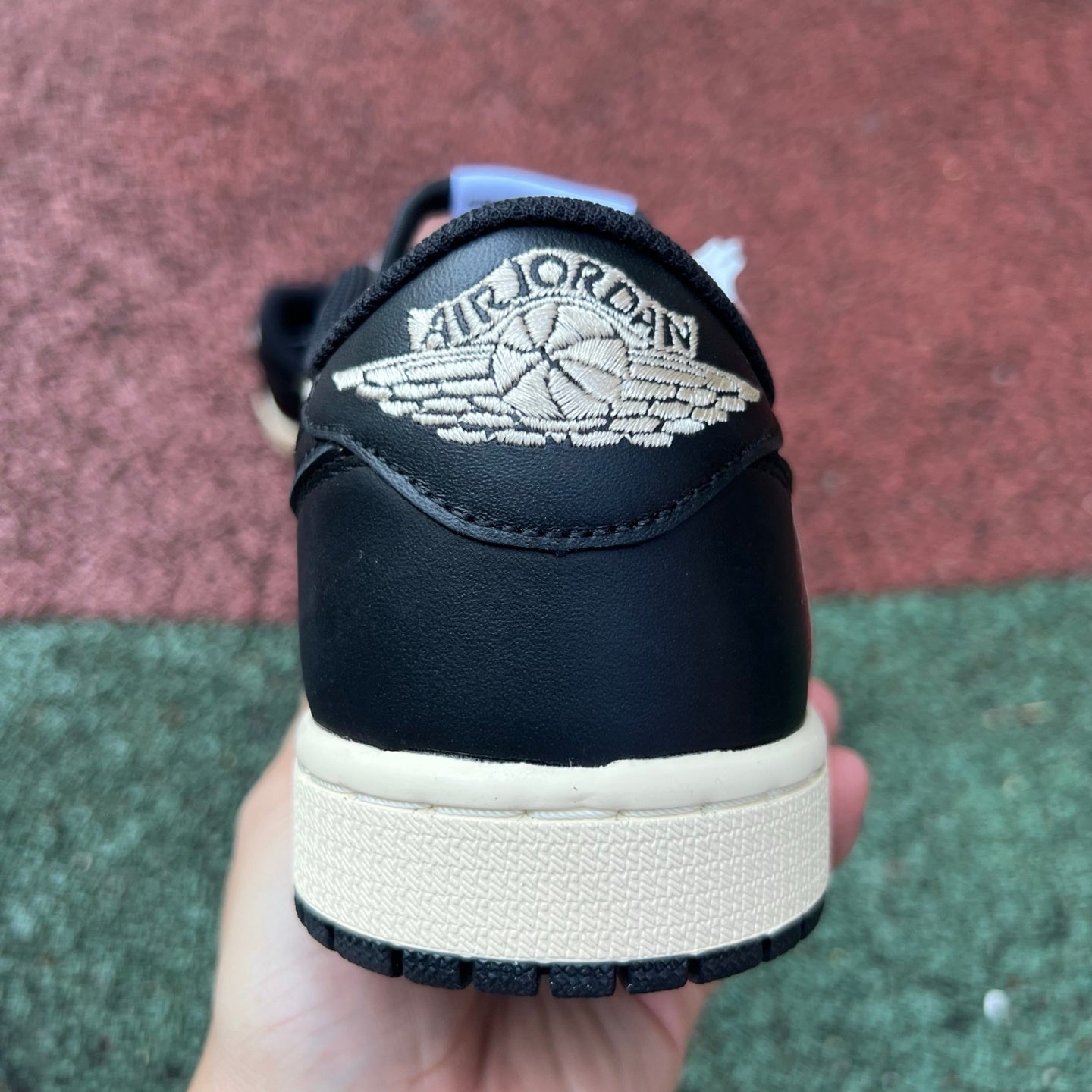 Air Jordan 1 low