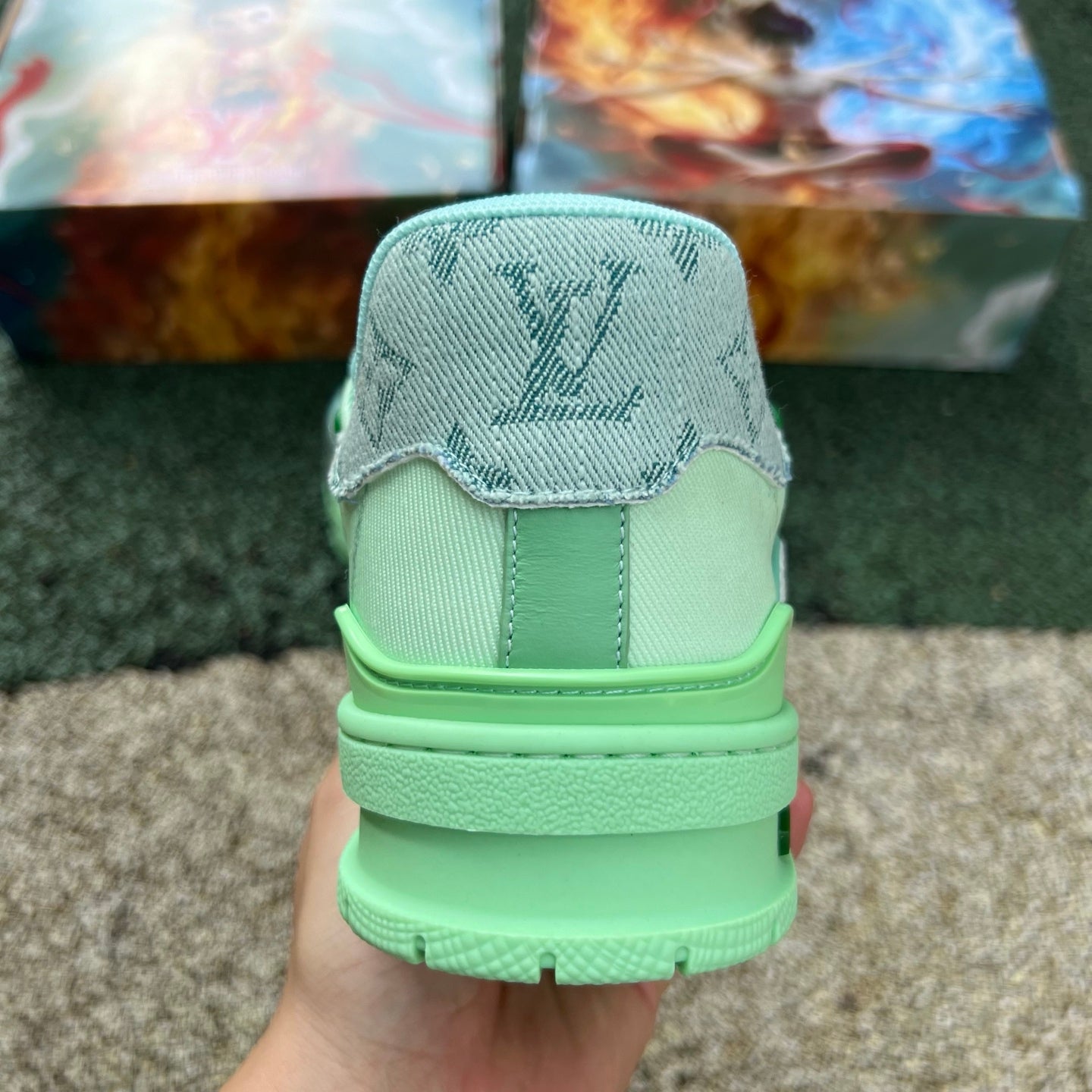 LV Trainer Nezha Conquers the Dragon King - Caja de Colección incluida