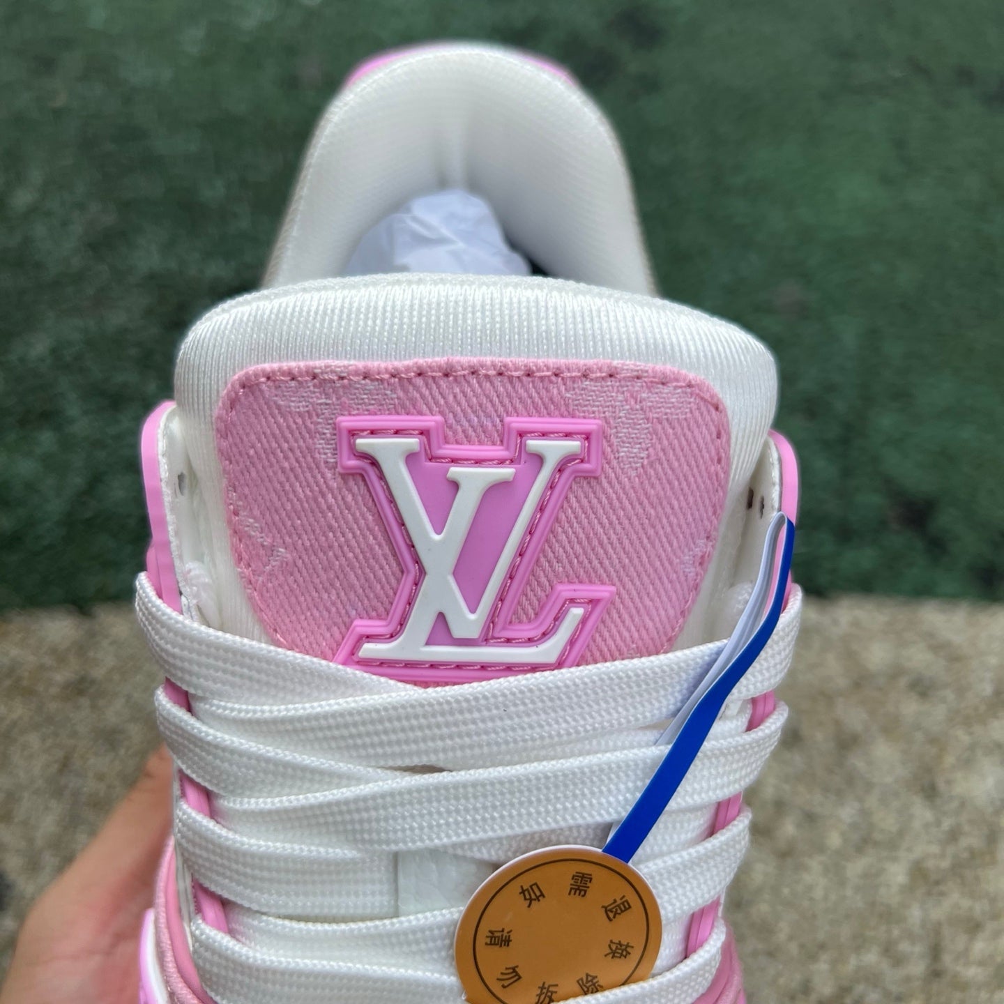 LOUIS VUITTON Trainer Golden Pink