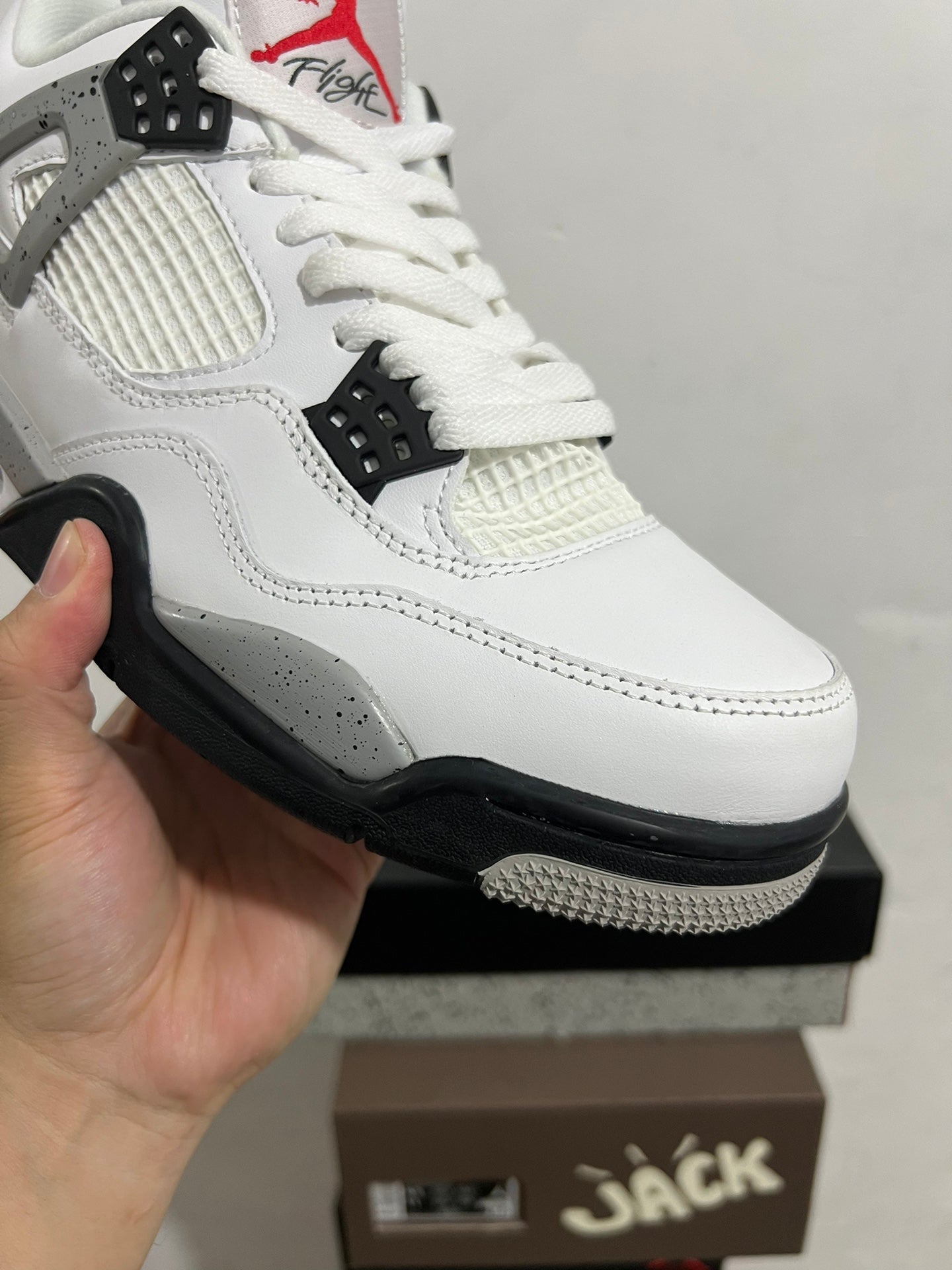 Air Jordan 4 white Cement