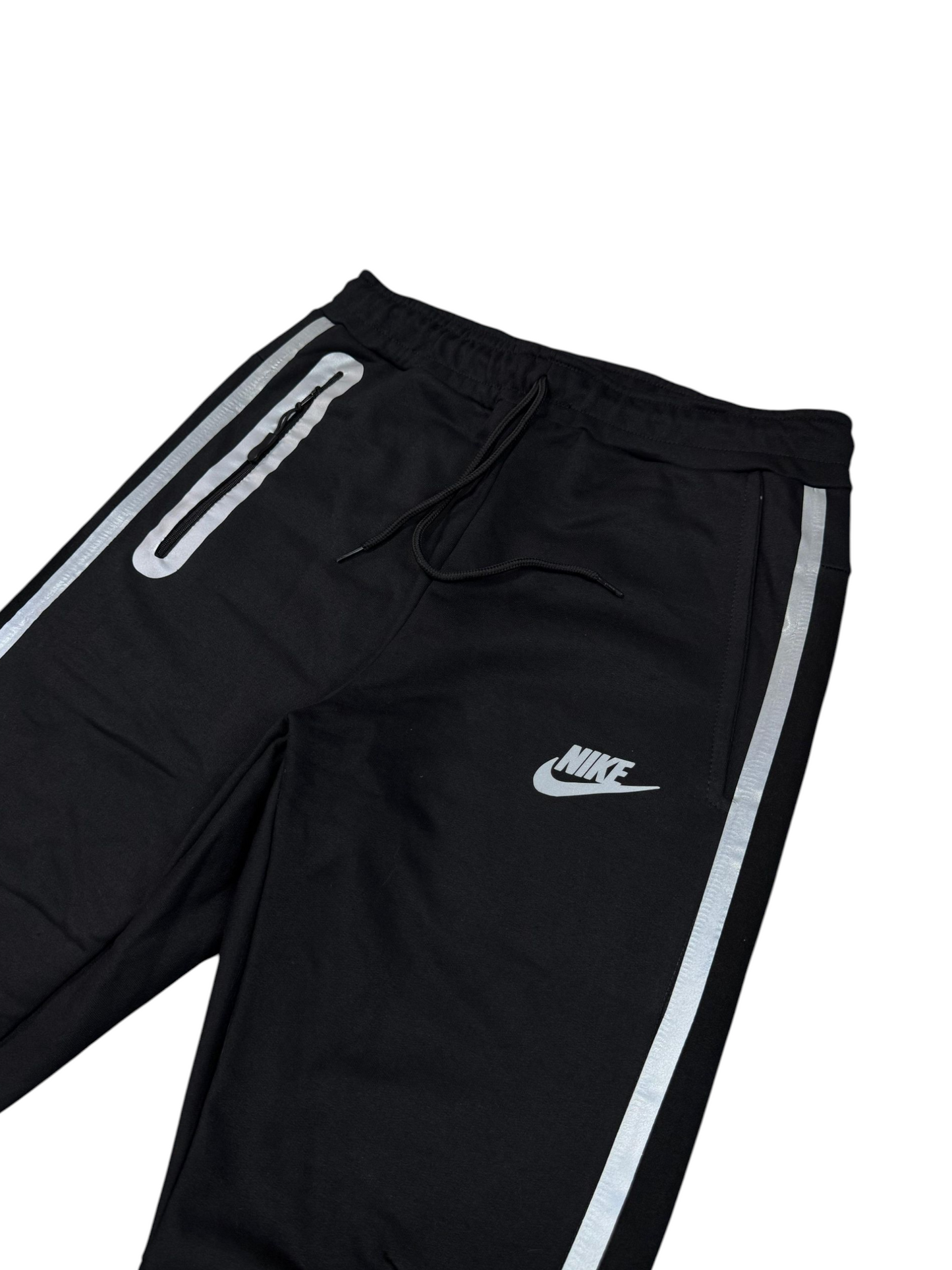 Nike tech Black Reflectante