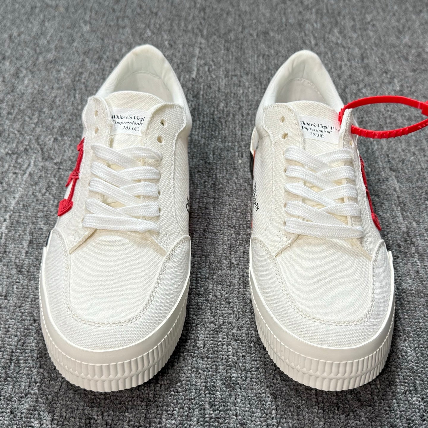 Vulcanized Black White Red