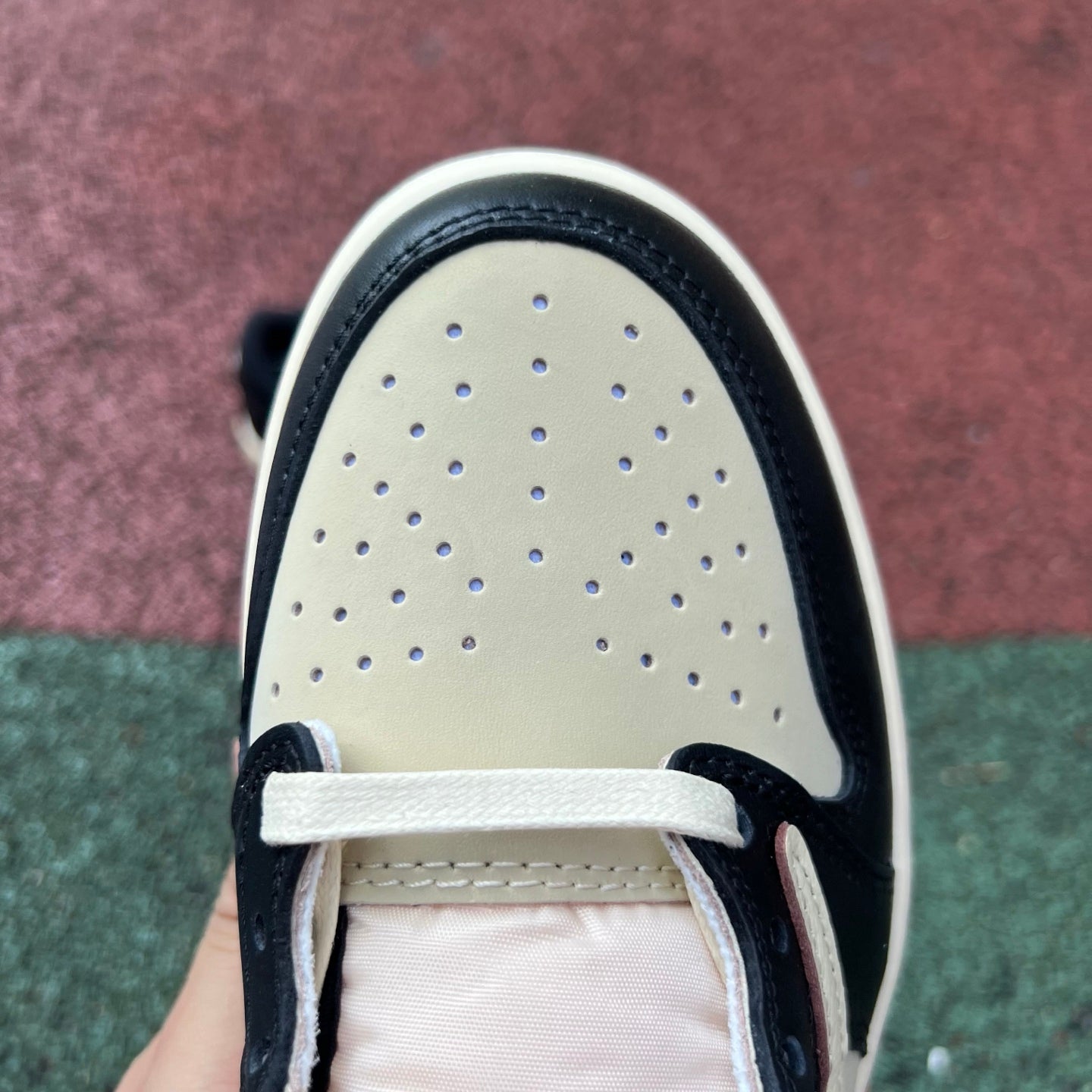 Air Jordan 1 low