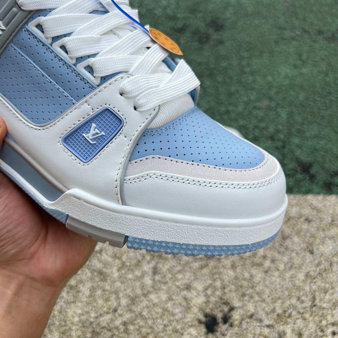 LOUIS VUITTON Trainer Lv blanco azul plata