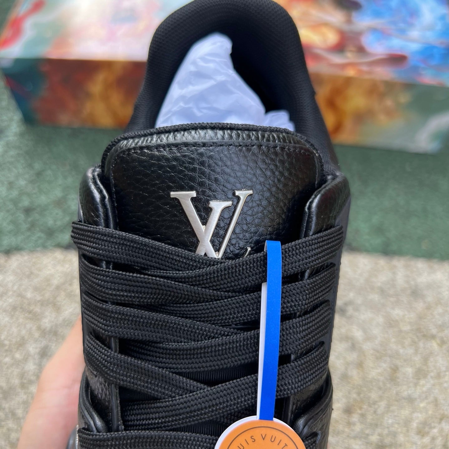 LV Trainer Nezha Conquers the Dragon King - caja de colección incluida