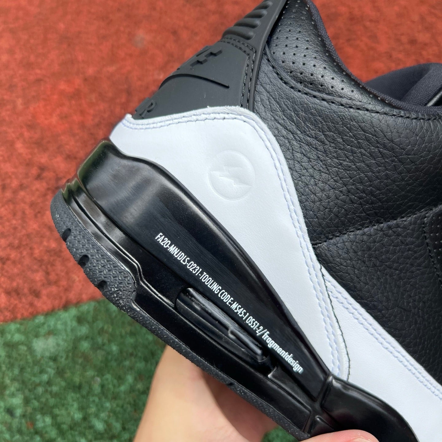 Air Jordan 3 version Rayo Fujiwara Hiroshi