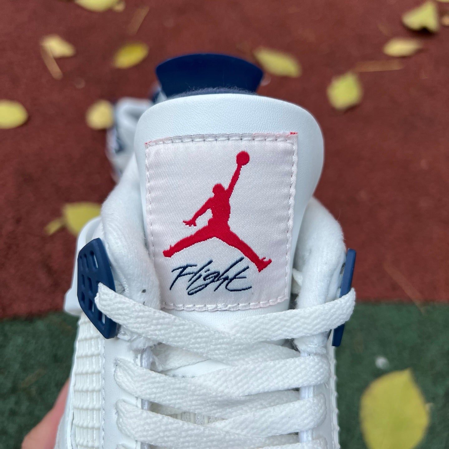 Jordan 4 x Navy
