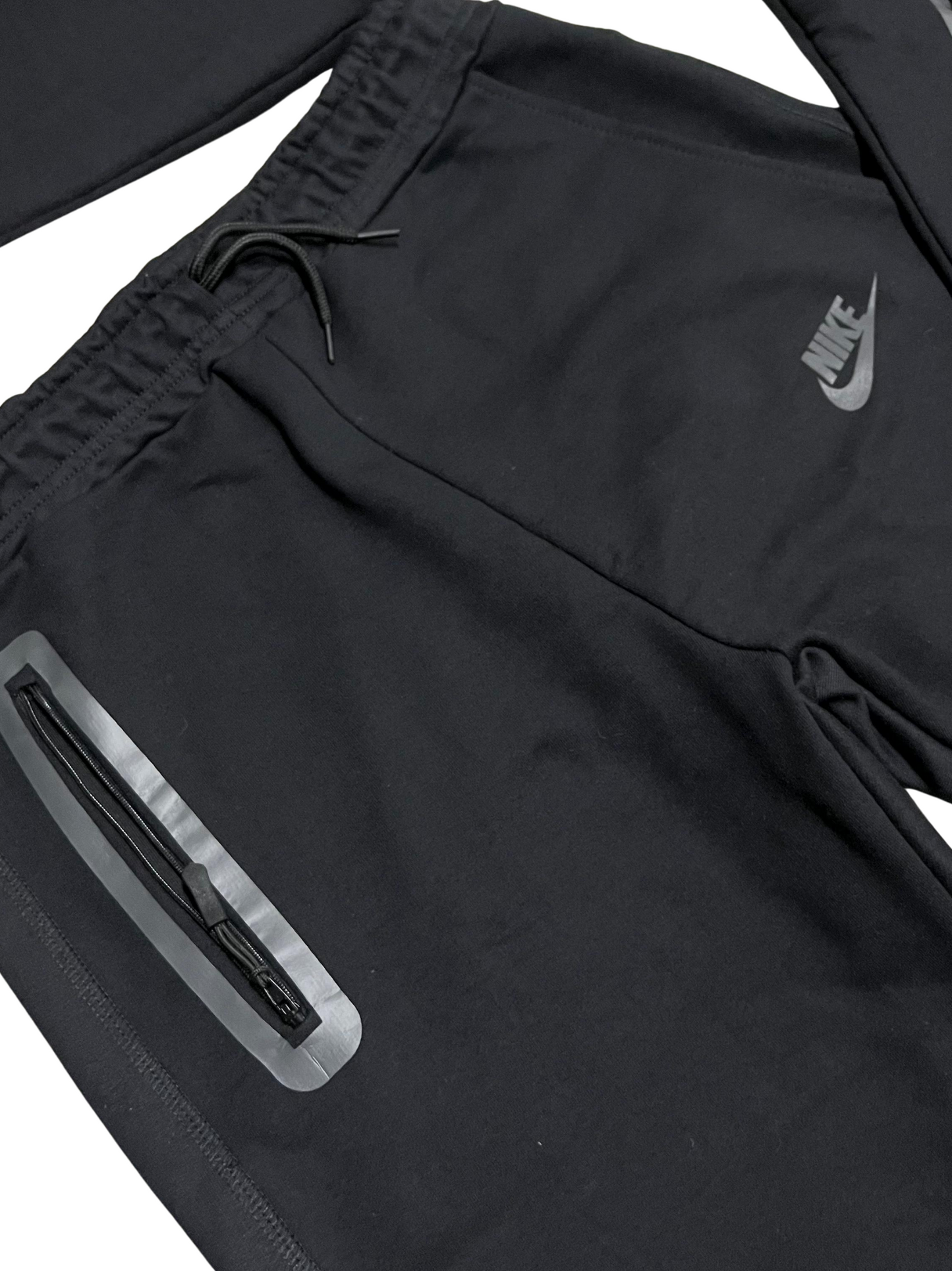 Nike tech Black