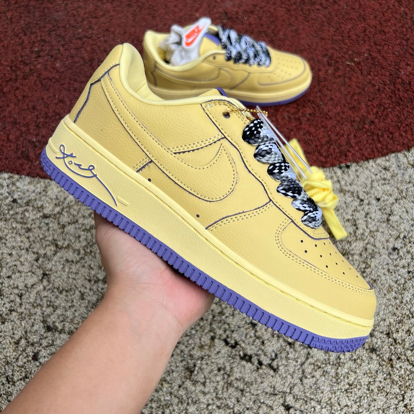 Nike Air Force 1 Low X Kobe Bryant Gold
