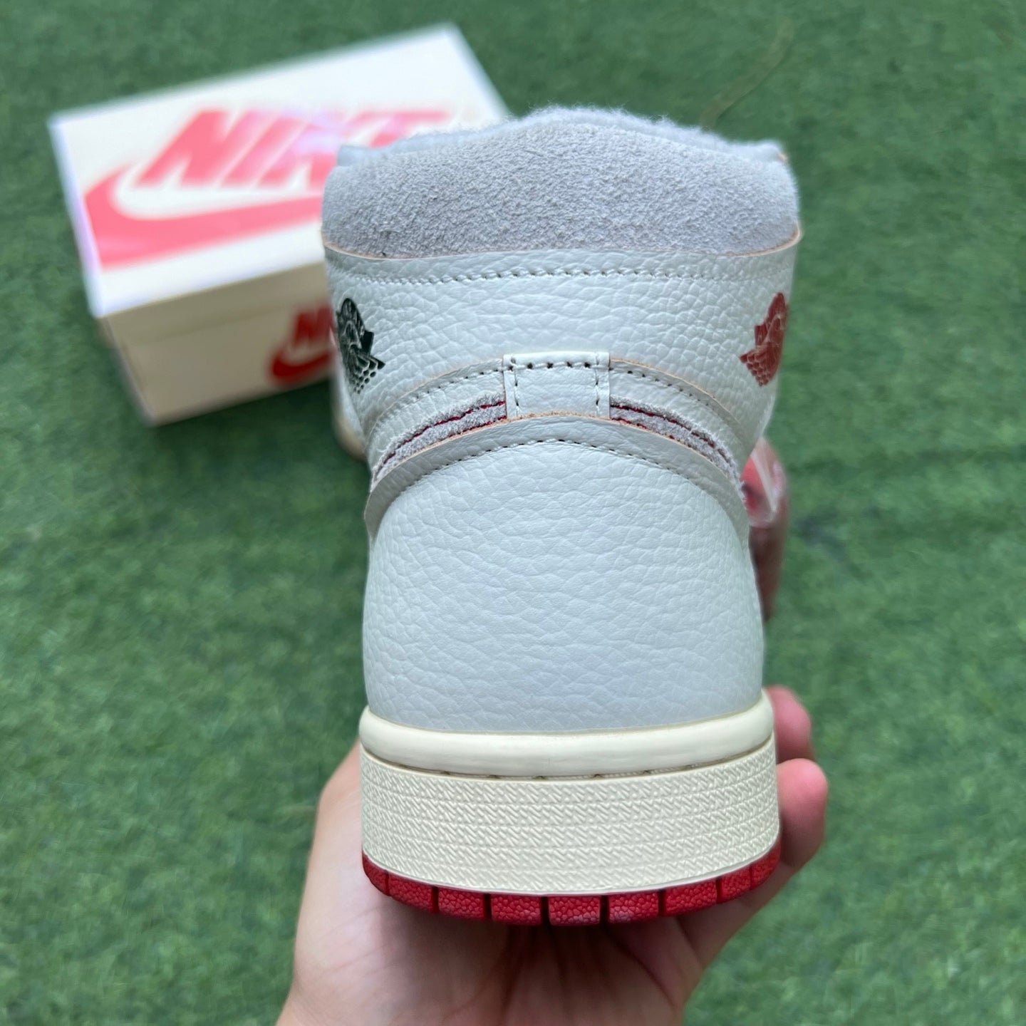Air Jordan 1 alta Beige