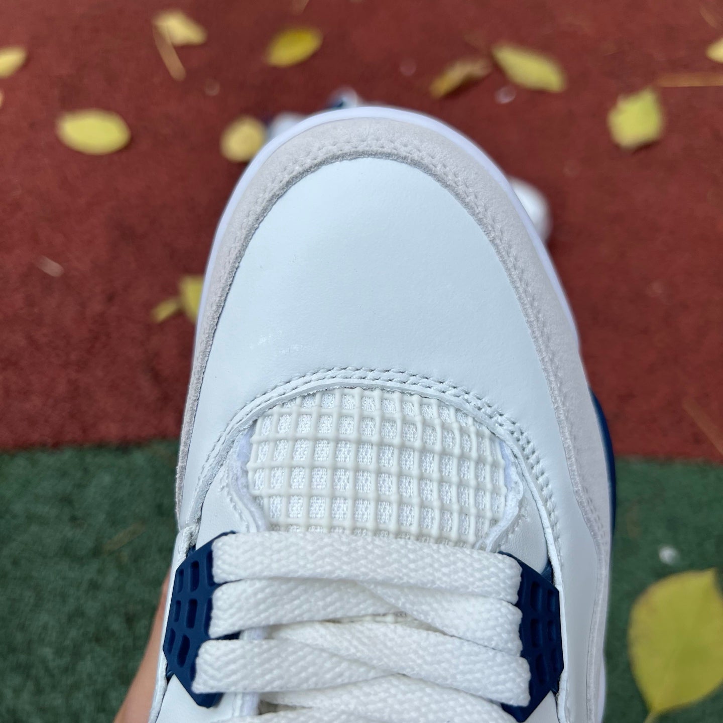 Jordan 4 x Navy