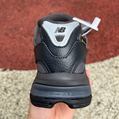 New Balance Black