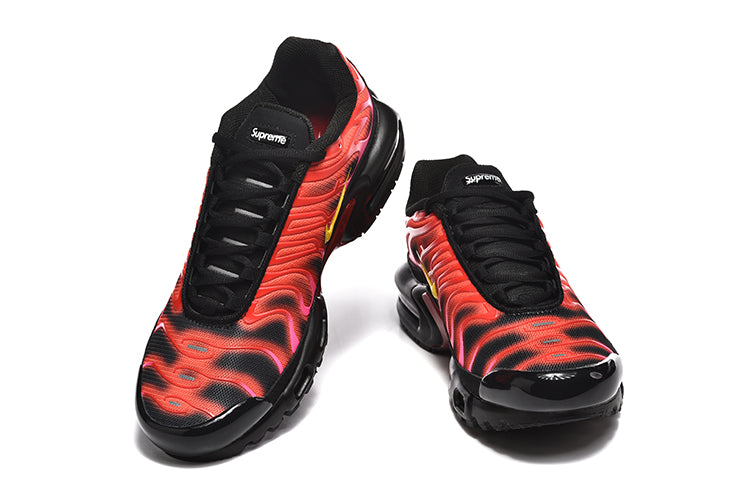 Nike air Max plus Red/black