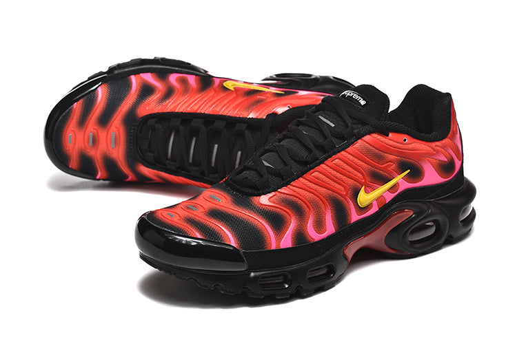 Nike air Max plus Red/black