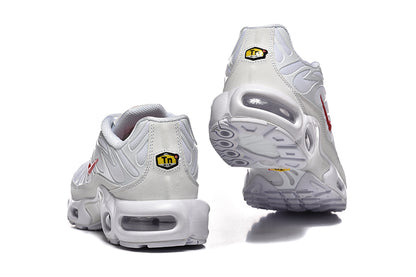 Nike air Max plus white