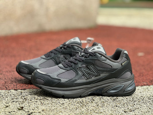 New Balance Black