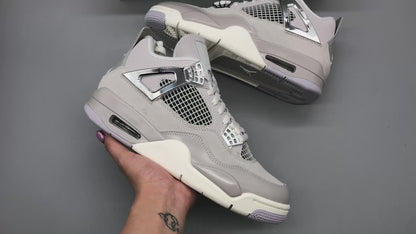 Jordan retro 4 Frozen Moment