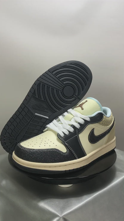 Air Jordan 1 Low Beige