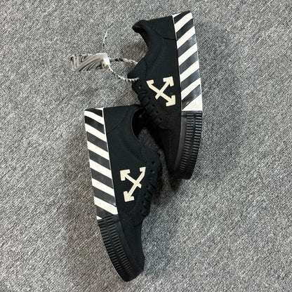 Vulcanized Black White