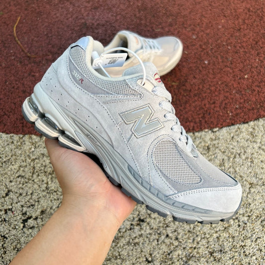 New Balance 2002R