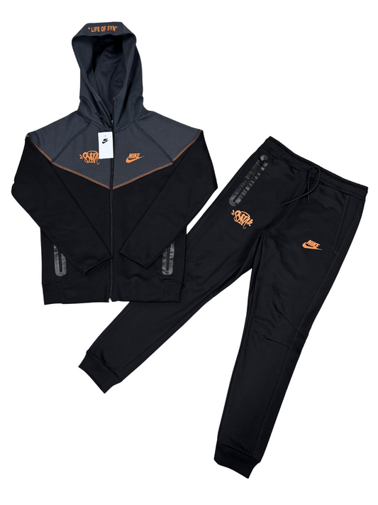 Nike tech X SYNA