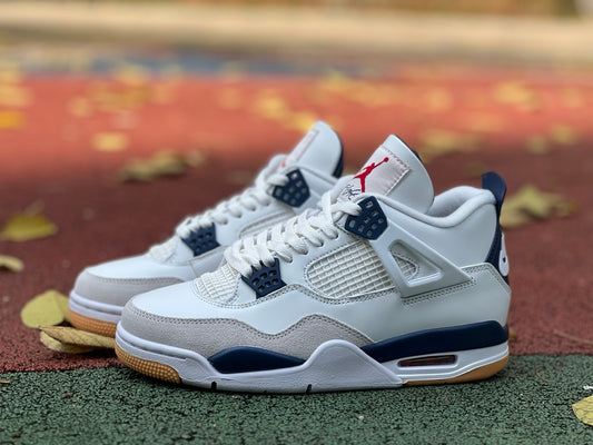 Jordan 4 x Navy