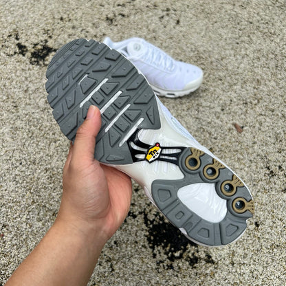 Nike Air Max Plus white