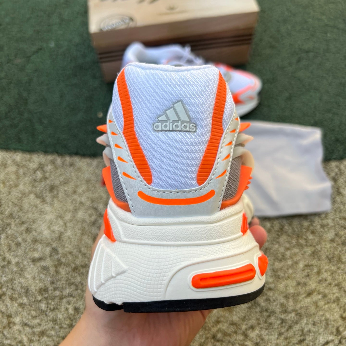 Adidas Jellyfish Pharrell Williams