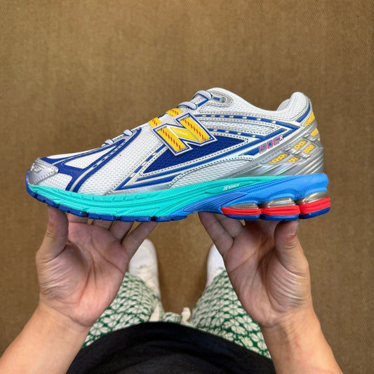 New Balance 1906R