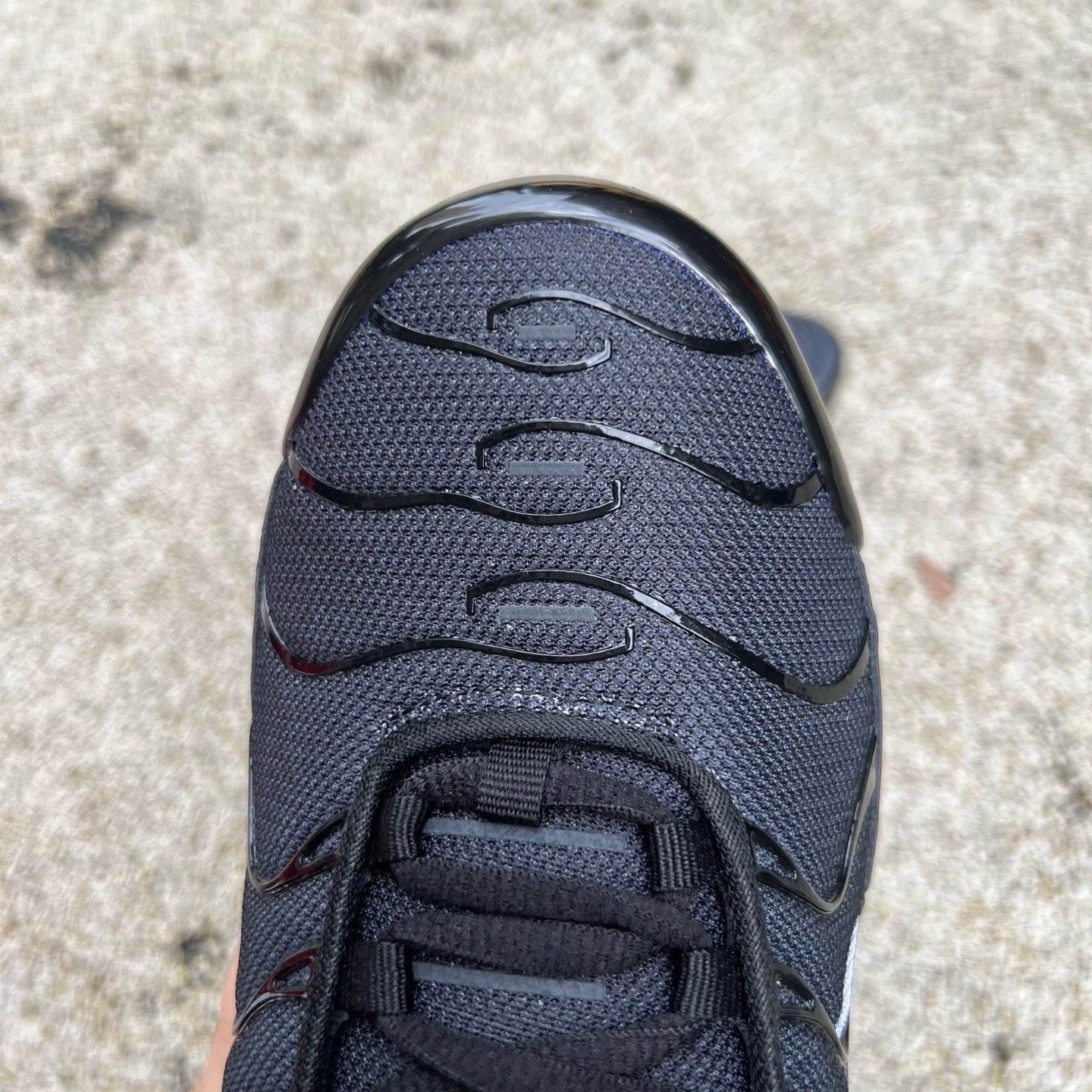 Nike Air Max Plus black colors