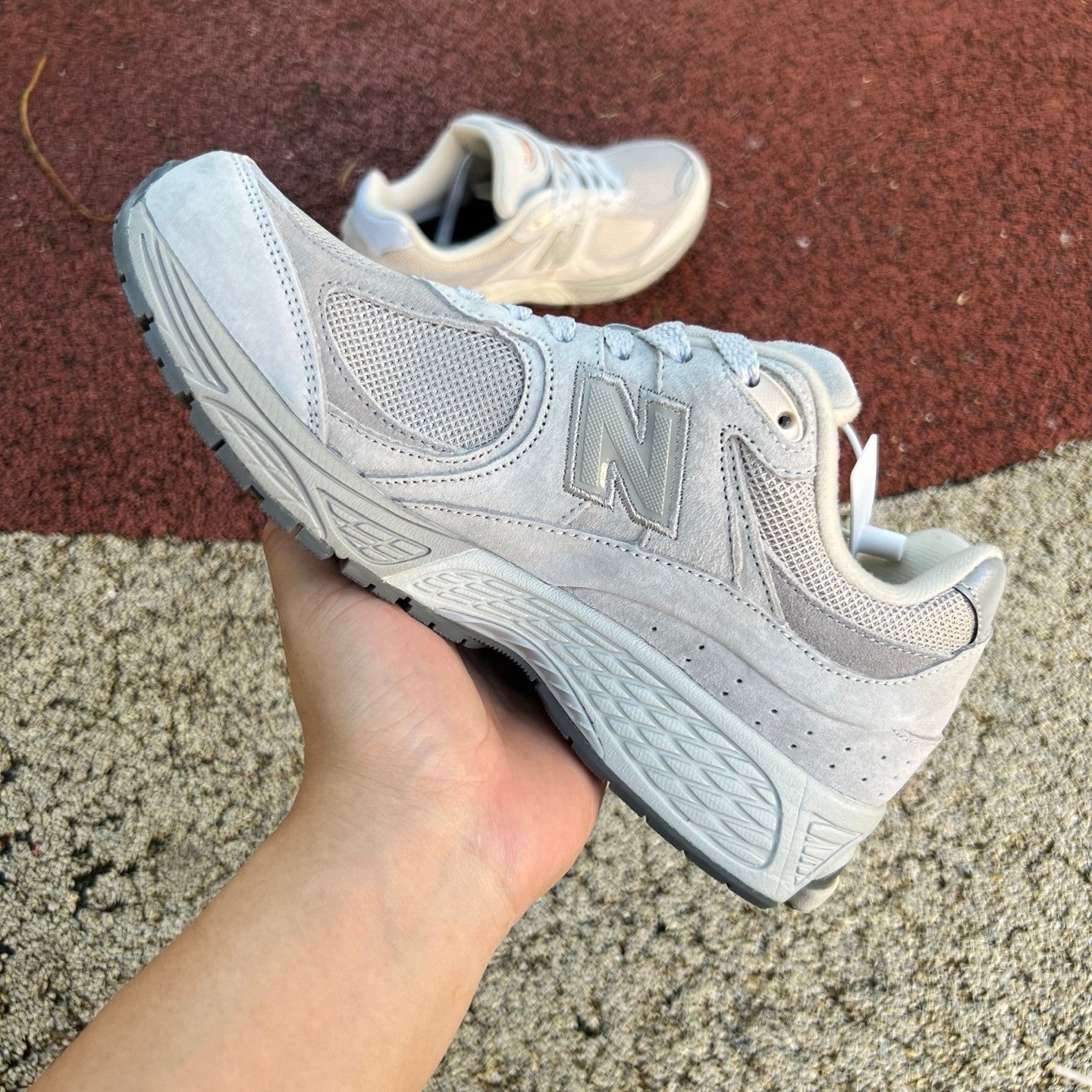 New Balance 2002R