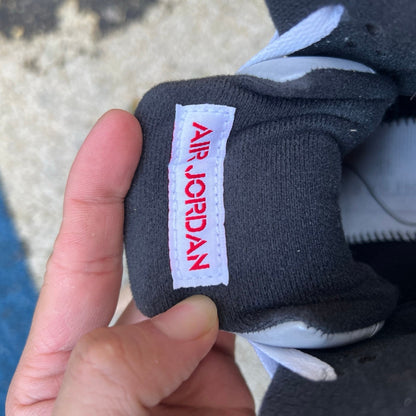 Air Jordan 5 “Black Metallic Reimagined”