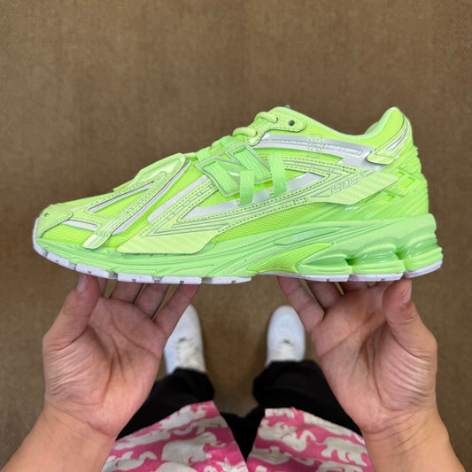 New Balance 1906R VR