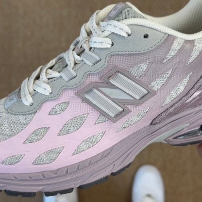New Balance 1906R Pink