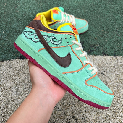 Dunk SB Dunk Low Shenron Baroque/Black Brow