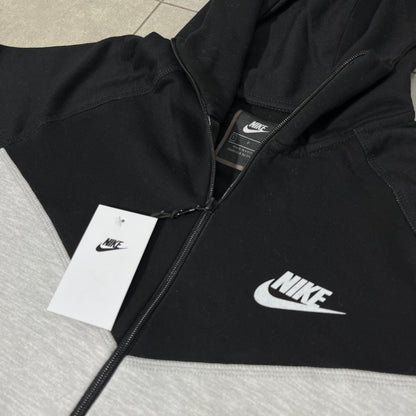 Conjunto Nike Tech Fleece B